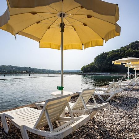 Sea View Apartment Renzzo สตรุนยัน ภายนอก รูปภาพ