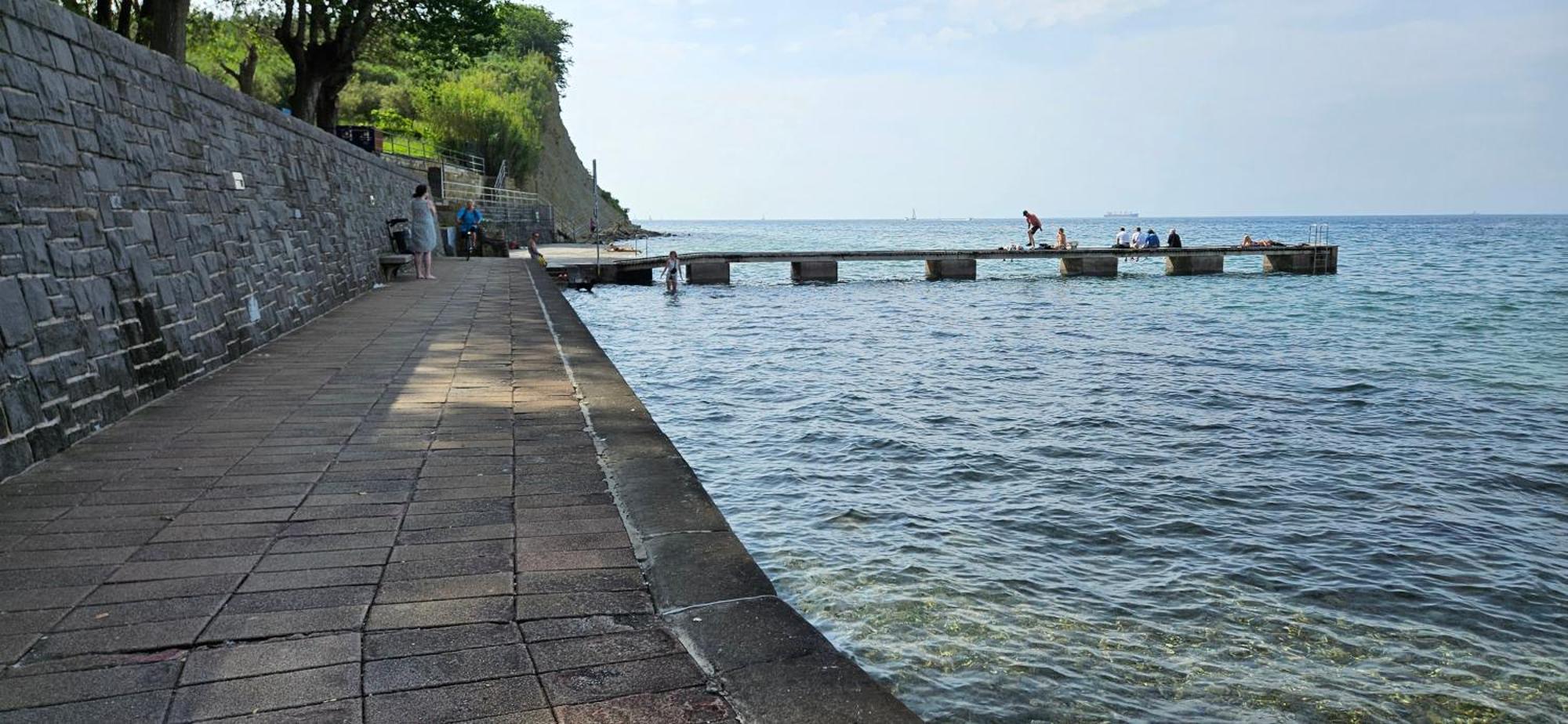 Sea View Apartment Renzzo สตรุนยัน ภายนอก รูปภาพ
